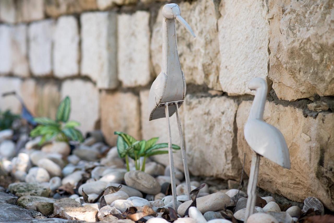 אוסנתה סוויטת בוטיק עם בריכה פרטית Villa Kefar Weradim Екстериор снимка
